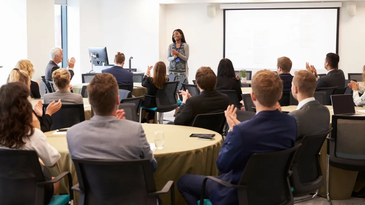 Annual GMS timeline Annual GMS timeline