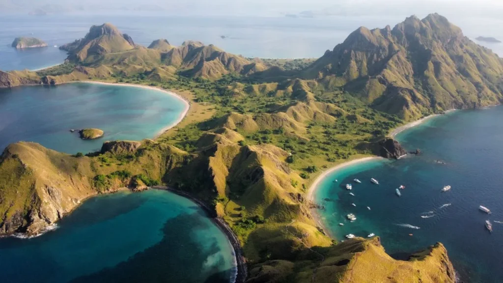 labuan bajo view